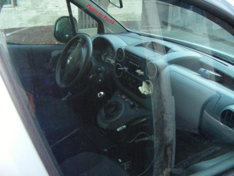 http://www.forum-peugeot.com/Forum/mesimages/18005/Interieur Berlingo.jpg